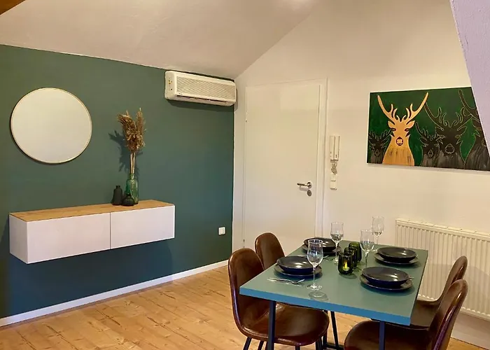 Platzhirsch Lägenhet *